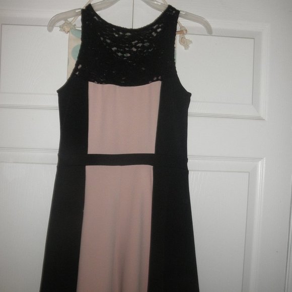 EN FOCUS STUDIO SIZE 10 - Picture 2 of 4